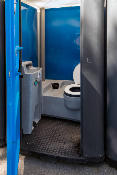 Portable Toilet Options We Offer in Mukwonago, WI