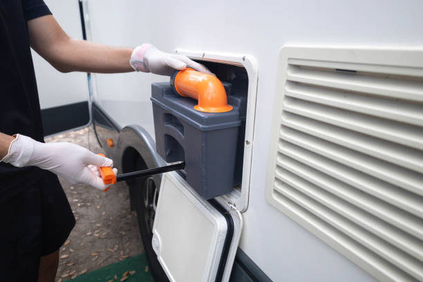 Best Porta potty rental near me  in Mukwonago, WI