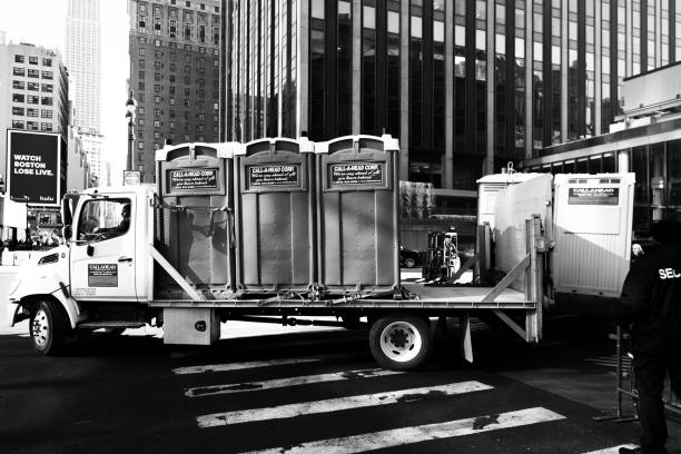 Best Best portable toilet rental  in Mukwonago, WI