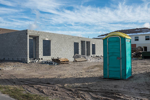Best Luxury portable toilet rental  in Mukwonago, WI